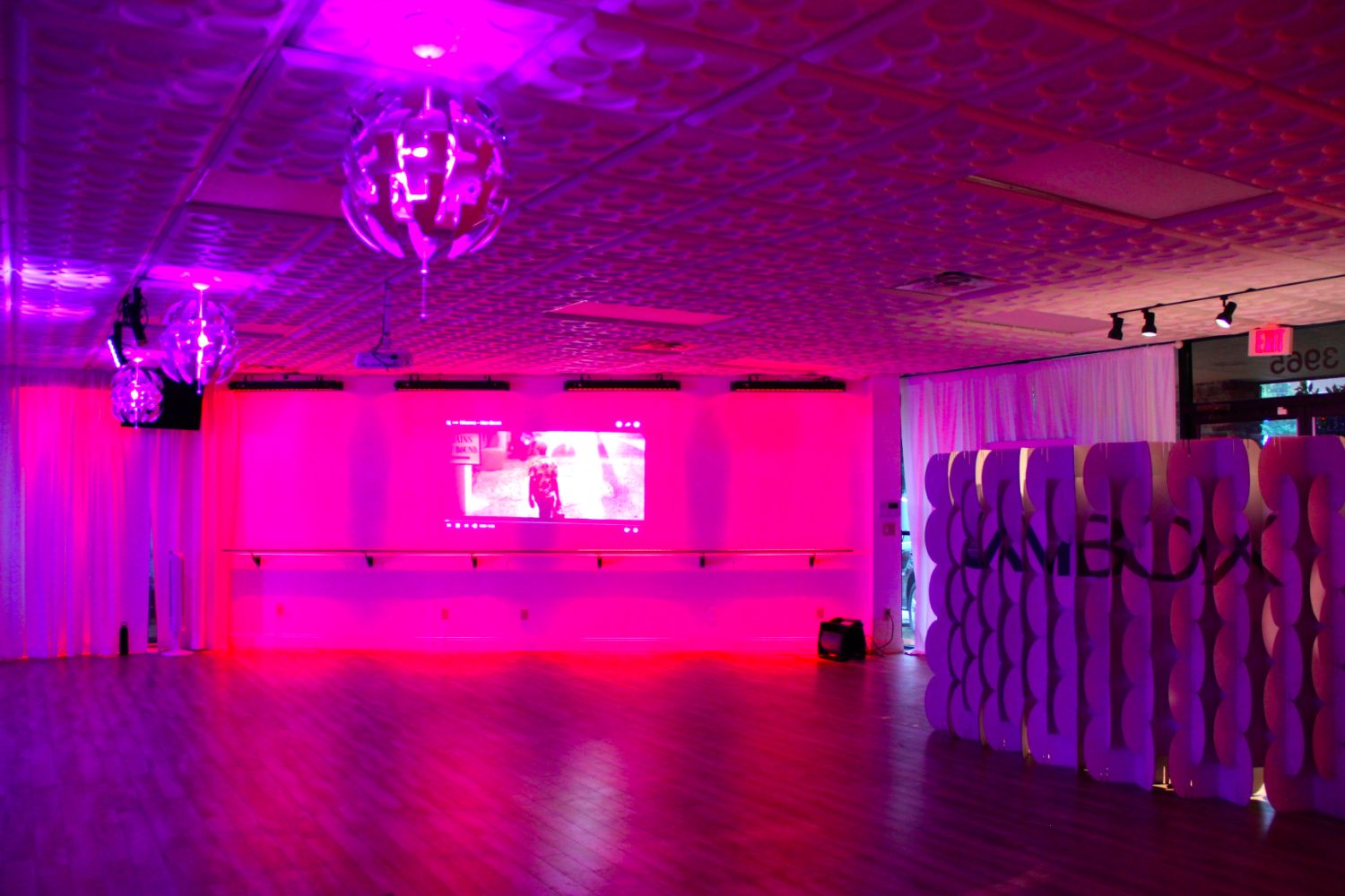 Jam Box Dance Party with Baileys Deep Fried Fit